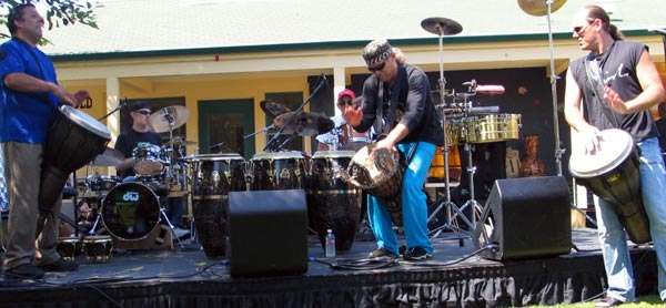 DrumsOnTheWeb.com - Your favorite music for drummers and percussionists!