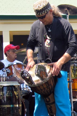 DrumsOnTheWeb.com - Your favorite music for drummers and percussionists!