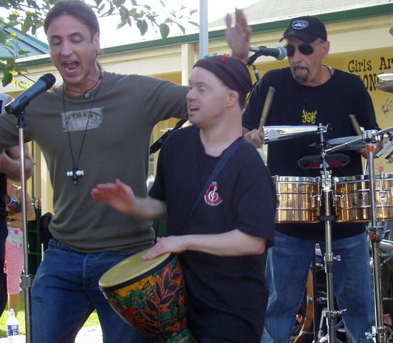 DrumsOnTheWeb.com - Your favorite music for drummers and percussionists!
