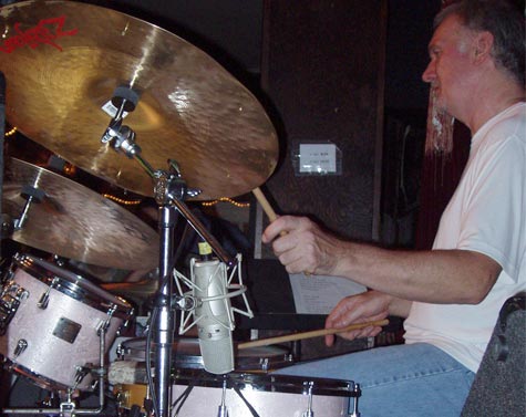 DrumsOnTheWeb.com - Your favorite music for drummers and percussionists!