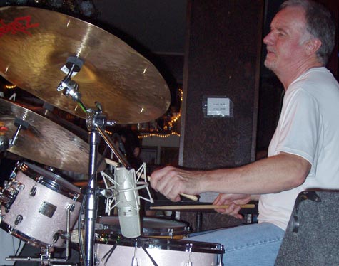 DrumsOnTheWeb.com - Your favorite music for drummers and percussionists!