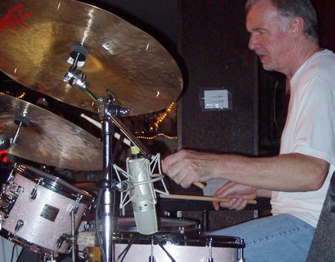 DrumsOnTheWeb.com - Your favorite music for drummers and percussionists!