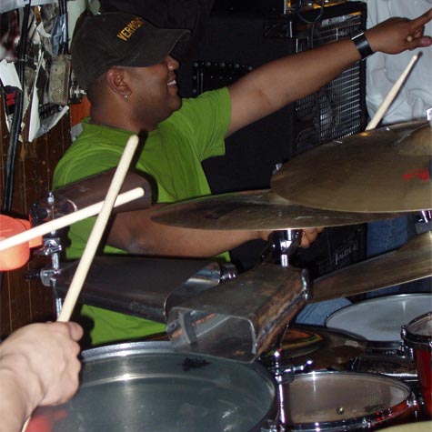 DrumsOnTheWeb.com - Your favorite music for drummers and percussionists!