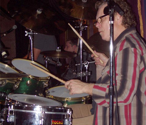 DrumsOnTheWeb.com - Your favorite music for drummers and percussionists!