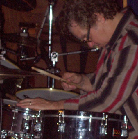 DrumsOnTheWeb.com - Your favorite music for drummers and percussionists!