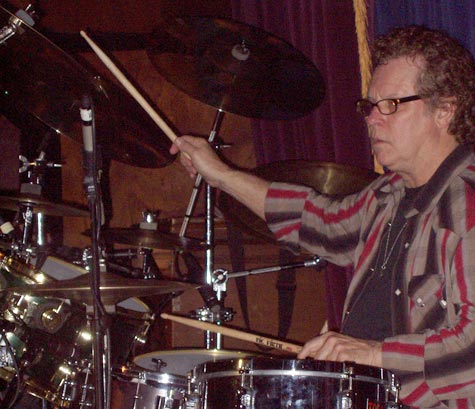 DrumsOnTheWeb.com - Your favorite music for drummers and percussionists!