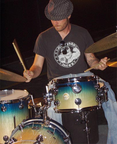 DrumsOnTheWeb.com - Your favorite music for drummers and percussionists!