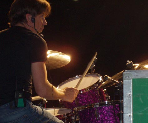 DrumsOnTheWeb.com - Your favorite music for drummers and percussionists!