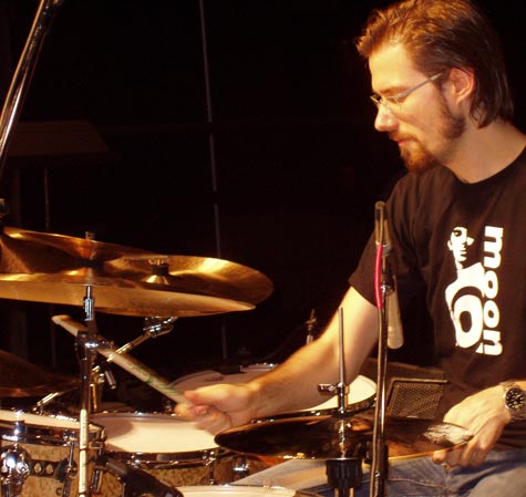 DrumsOnTheWeb.com - Your favorite music for drummers and percussionists!