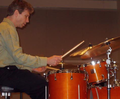 DrumsOnTheWeb.com - Your favorite music for drummers and percussionists!