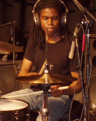 DrumsOnTheWeb.com - Your favorite music for drummers and percussionists!