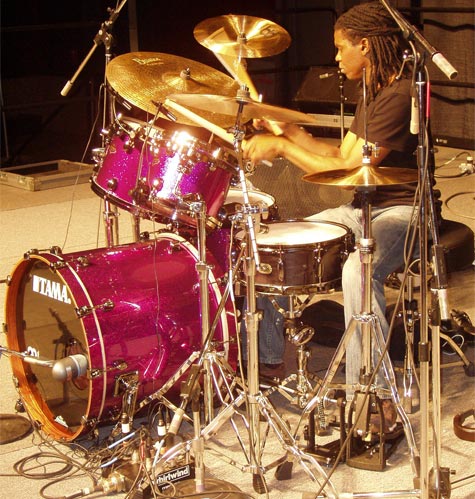 DrumsOnTheWeb.com - Your favorite music for drummers and percussionists!