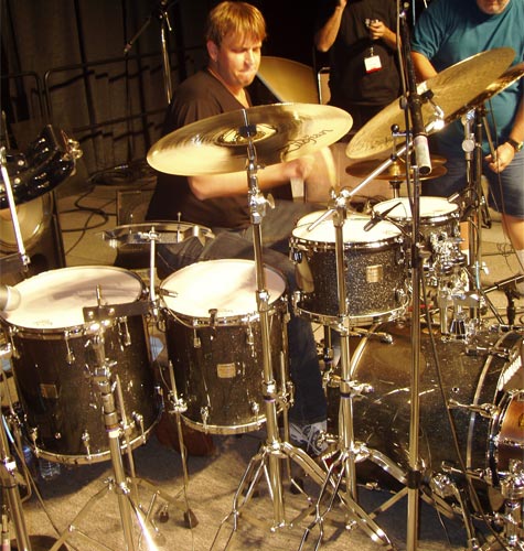 DrumsOnTheWeb.com - Your favorite music for drummers and percussionists!