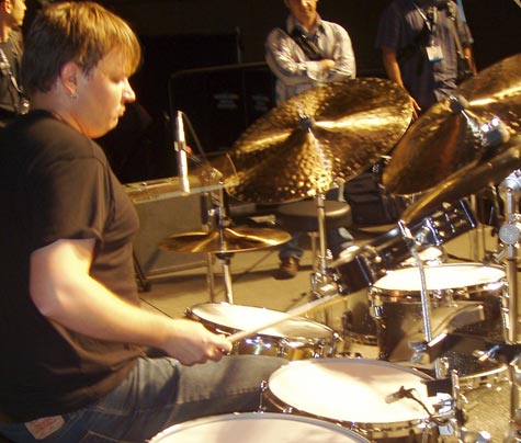 DrumsOnTheWeb.com - Your favorite music for drummers and percussionists!