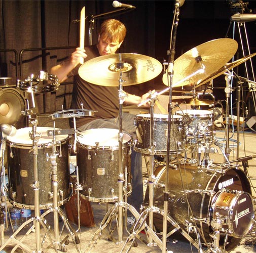 DrumsOnTheWeb.com - Your favorite music for drummers and percussionists!