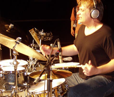 DrumsOnTheWeb.com - Your favorite music for drummers and percussionists!