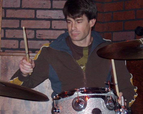 DrumsOnTheWeb.com - Your favorite music for drummers and percussionists!