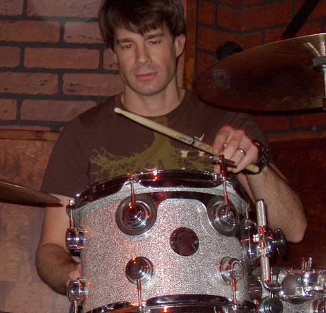 DrumsOnTheWeb.com - Your favorite music for drummers and percussionists!