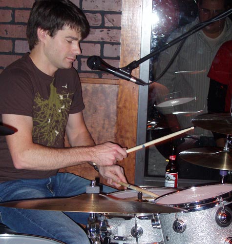 DrumsOnTheWeb.com - Your favorite music for drummers and percussionists!