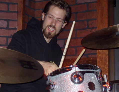 DrumsOnTheWeb.com - Your favorite music for drummers and percussionists!