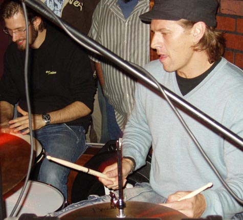 DrumsOnTheWeb.com - Your favorite music for drummers and percussionists!