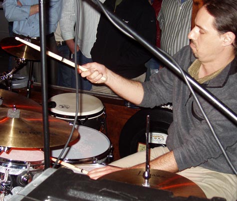 DrumsOnTheWeb.com - Your favorite music for drummers and percussionists!