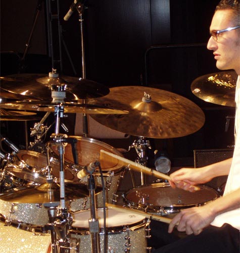 DrumsOnTheWeb.com - Your favorite music for drummers and percussionists!