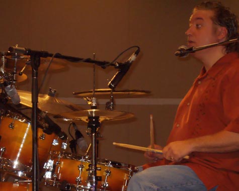 DrumsOnTheWeb.com - Your favorite music for drummers and percussionists!