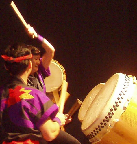 DrumsOnTheWeb.com - Your favorite music for drummers and percussionists!