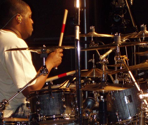 DrumsOnTheWeb.com - Your favorite music for drummers and percussionists!