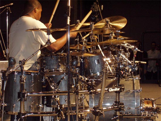 DrumsOnTheWeb.com - Your favorite music for drummers and percussionists!