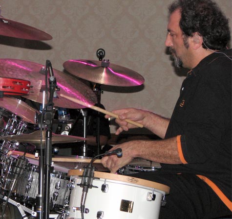 DrumsOnTheWeb.com - Your favorite music for drummers and percussionists!