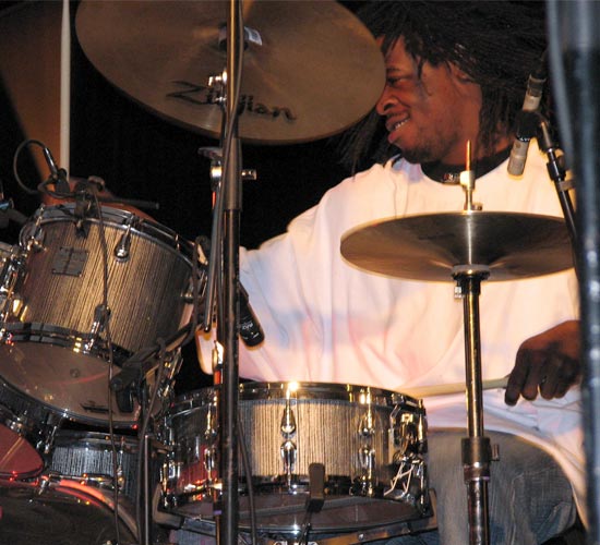 DrumsOnTheWeb.com - Your favorite music for drummers and percussionists!