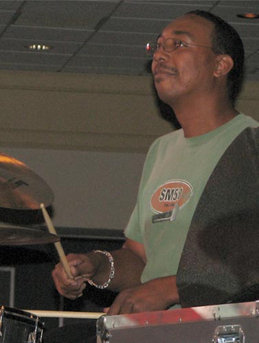 DrumsOnTheWeb.com - Your favorite music for drummers and percussionists!