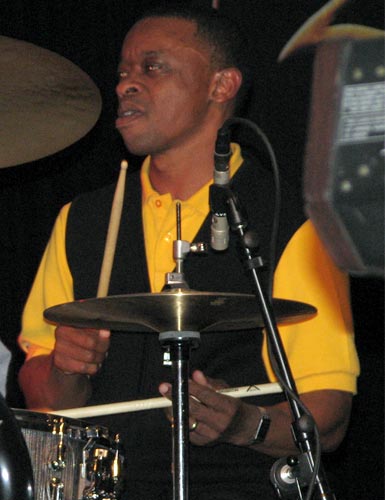 DrumsOnTheWeb.com - Your favorite music for drummers and percussionists!