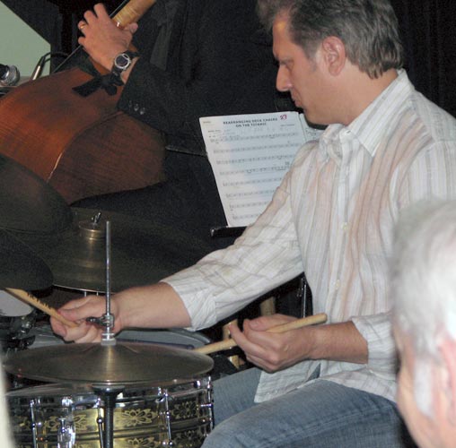 DrumsOnTheWeb.com - Your favorite music for drummers and percussionists!