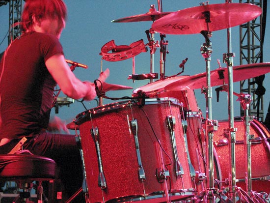 DrumsOnTheWeb.com - Your favorite music for drummers and percussionists!