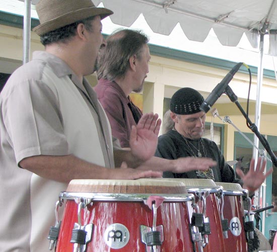 DrumsOnTheWeb.com - Your favorite music for drummers and percussionists!