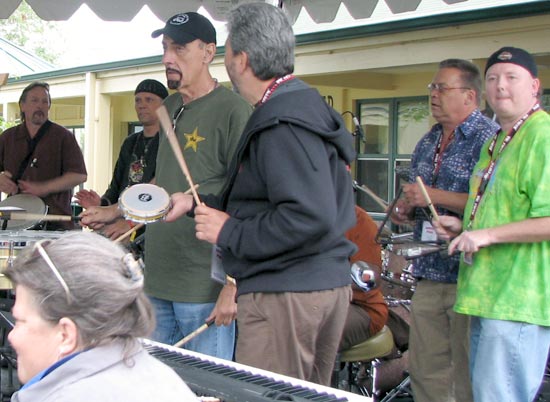 DrumsOnTheWeb.com - Your favorite music for drummers and percussionists!