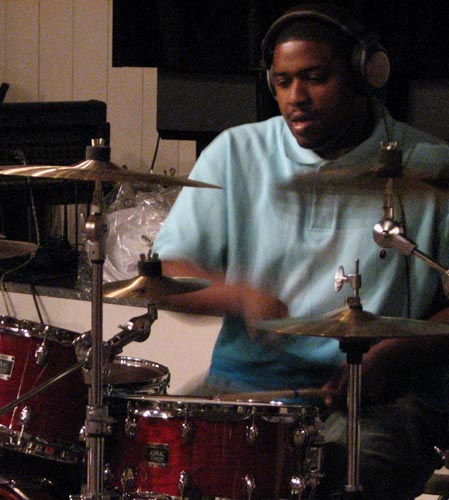 DrumsOnTheWeb.com - Your favorite music for drummers and percussionists!