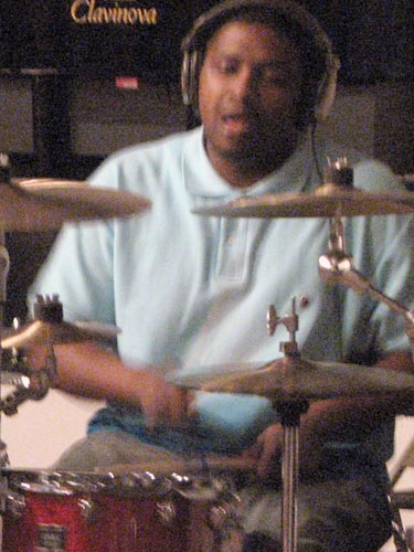 DrumsOnTheWeb.com - Your favorite music for drummers and percussionists!