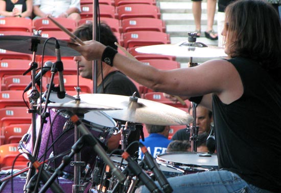 DrumsOnTheWeb.com - Your favorite music for drummers and percussionists!