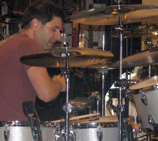 DrumsOnTheWeb.com - Your favorite music for drummers and percussionists!