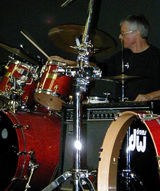 drumsontheweb.com - music from your favorite drummers & percussionists