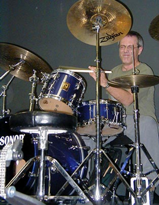 drumsontheweb.com - music from your favorite drummers & percussionists