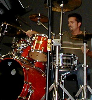 drumsontheweb.com - music from your favorite drummers & percussionists