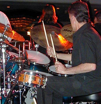 drumsontheweb.com - music from your favorite drummers & percussionists