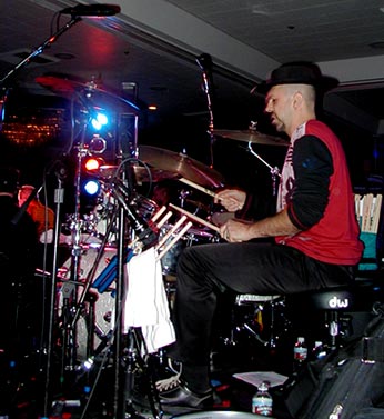 drumsontheweb.com - music from your favorite drummers & percussionists