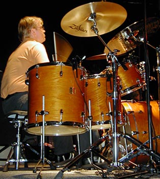 drumsontheweb.com - music from your favorite drummers & percussionists