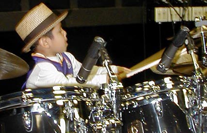 drumsontheweb.com - music from your favorite drummers & percussionists